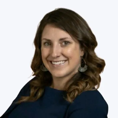 Rae-Lin O'Neal, Branch Manager Akron